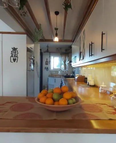 Havuzlu Bahceli Muestakil Apartman