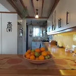 Havuzlu Bahceli Muestakil Apartament