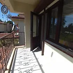 Havuzlu Bahceli Muestakil
