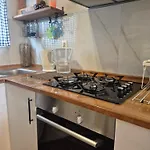 Apartamento Havuzlu Bahçeli Müstakil