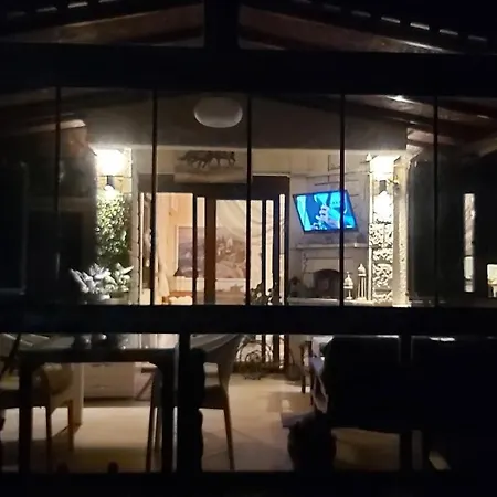 Havuzlu Bahceli Muestakil Апартаменты